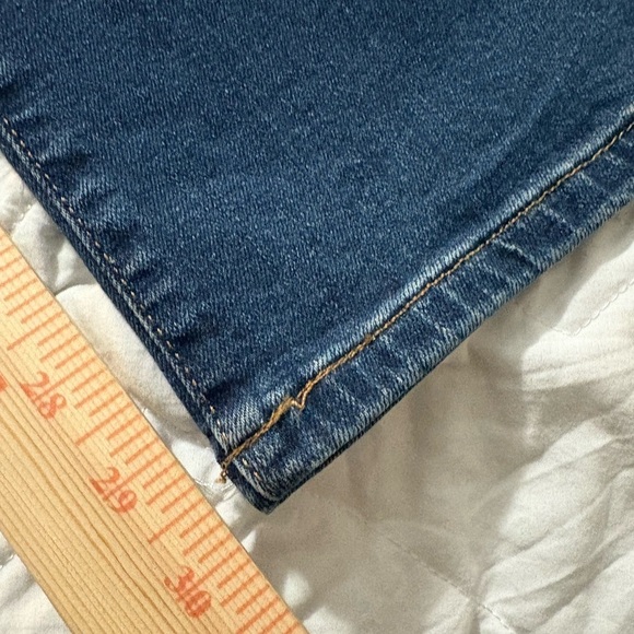 Joe’s Flawless Fabric The Provocateur Petite Bootcut Medium/Dark Wash Denim. - Picture 14 of 16